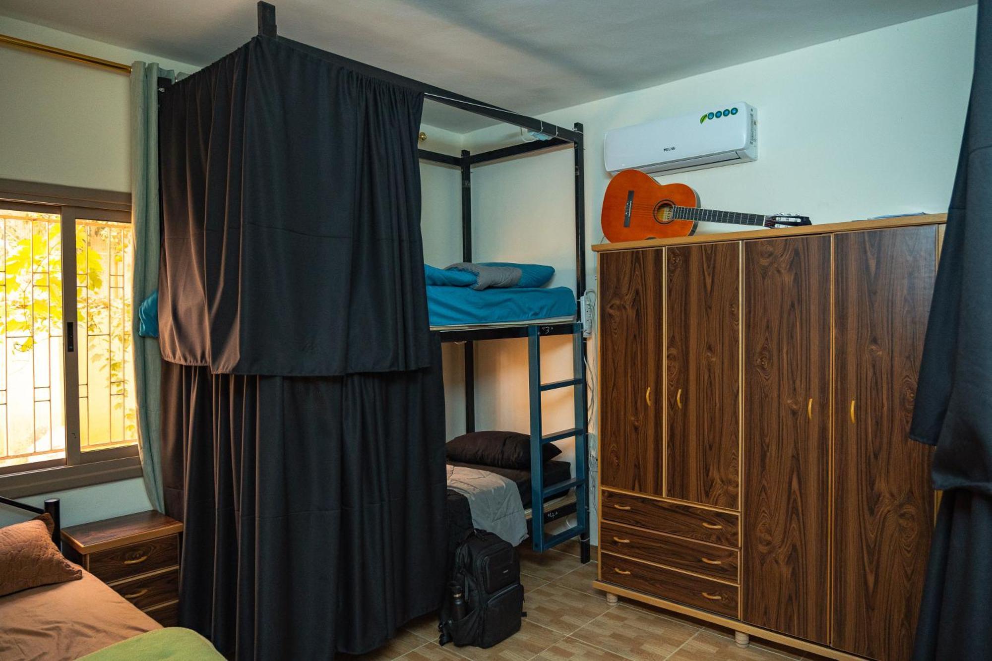 Extra Traveller Hostel Akaba Kültér fotó