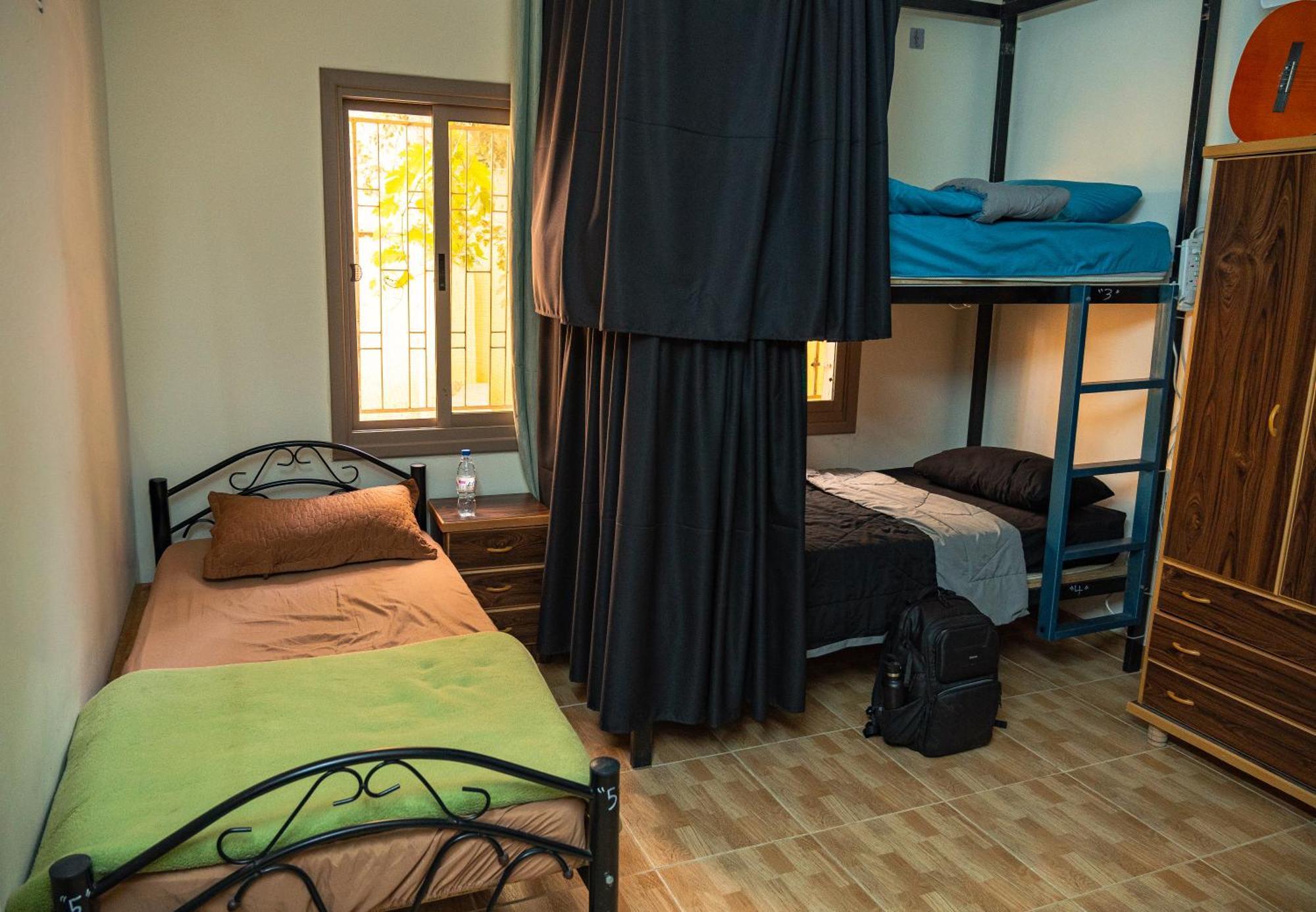 Extra Traveller Hostel Akaba Kültér fotó